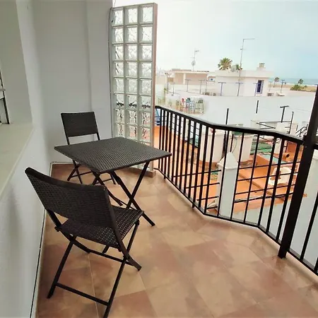 Carril De La Fuente 公寓 *