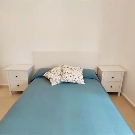 Carril De La Fuente *