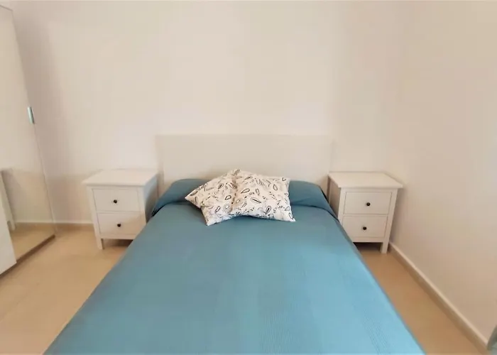 Carril De La Fuente *