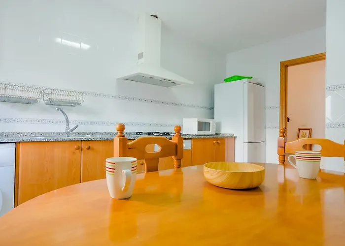 Carril De La Fuente *