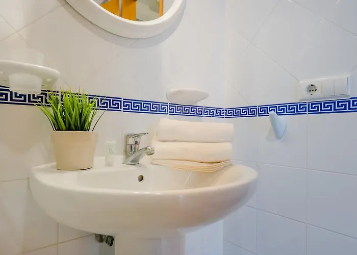 Carril De La Fuente * Conil De La Frontera