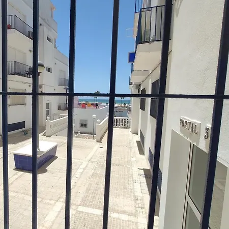 Carril De La Fuente アパート *